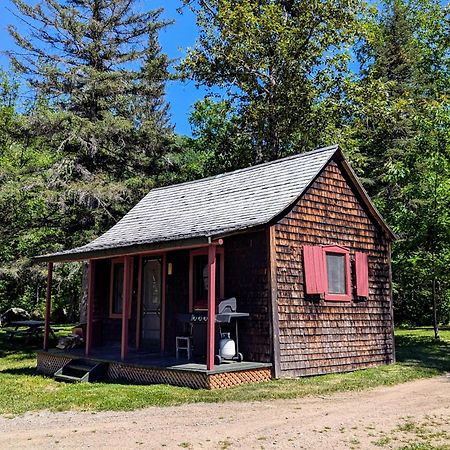 Riviere Petit Saguenay Villa Dış mekan fotoğraf