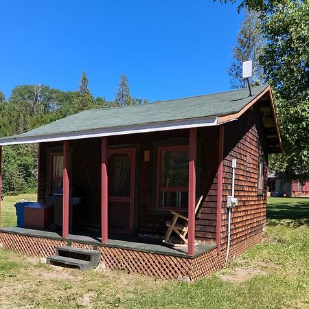 Riviere Petit Saguenay Villa Dış mekan fotoğraf